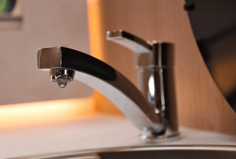 5 Easy Steps: How to Fix a Leaking Faucet in Your Bathtub, Shower, Kitchen, and Bathroom